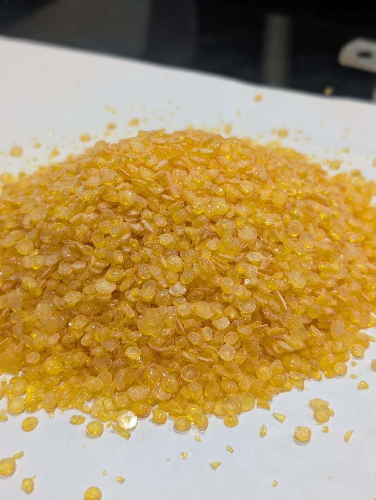 Hydrocarbon resin product sample